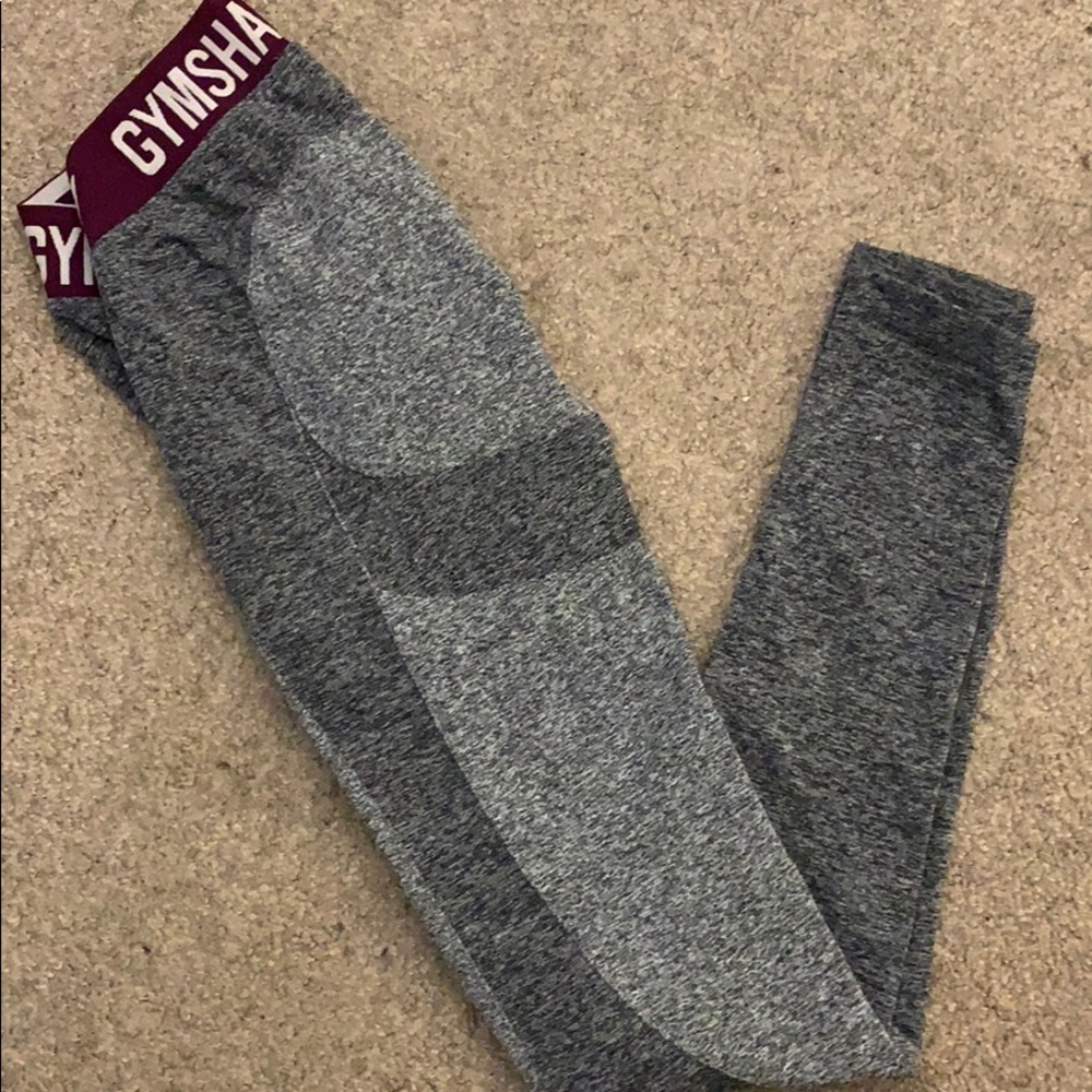 Gymshark flex charcoal/deep plum leggings